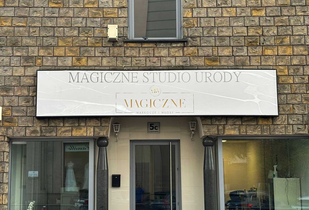 Litery świetlne | Kasetony świetlne | Szyldy | Oklejanie witryn