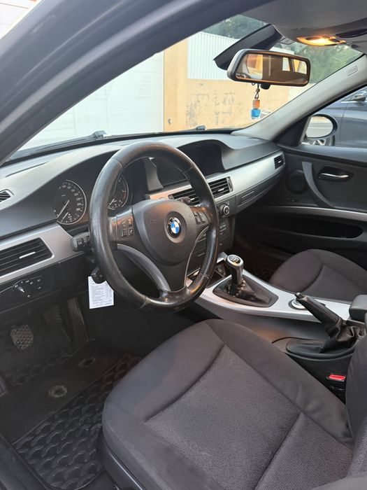 BMW 318d Touring 2.0 143cv | 252.227 km | 5 Lugares | 2007