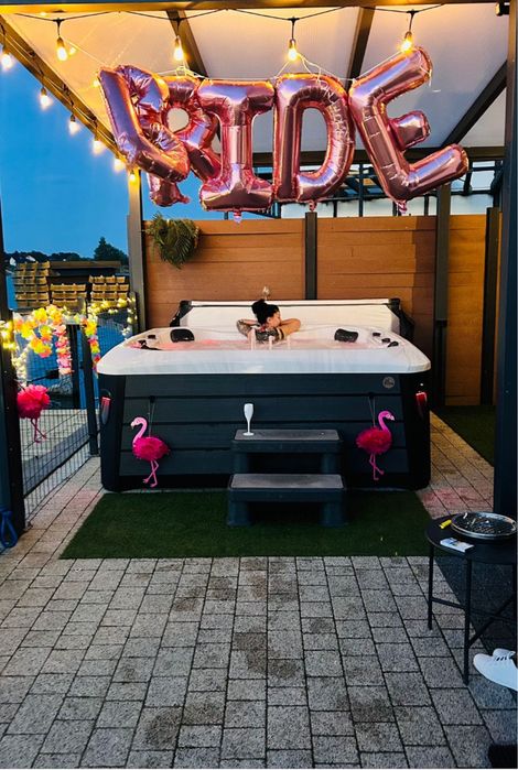 Domek nad jeziorem jacuzzi sauna linia brzegowa prywatna plaza TOP 8os
