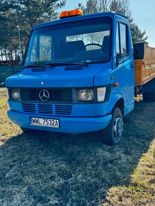 Mercedes 309D kaczka