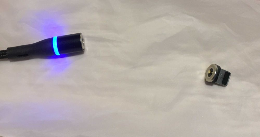 Магнитный шнур для зарядки девайсов