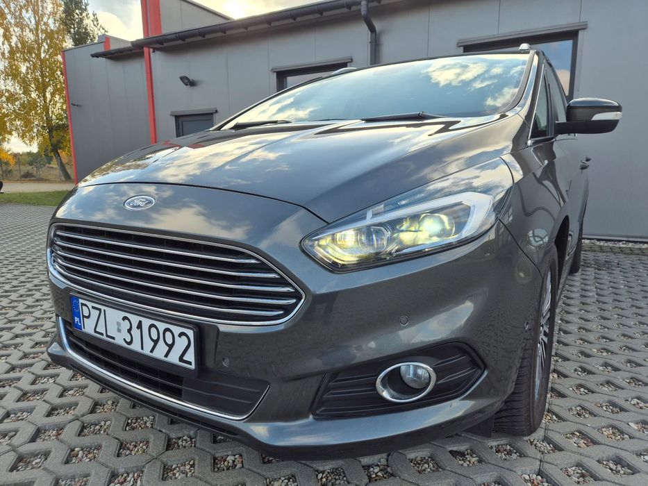 Ford S-Max