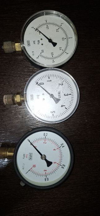 Manometry 10 i 16 bar