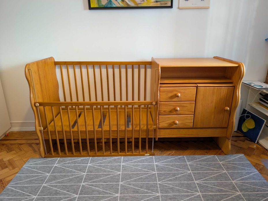 Cama de bebé convertível + quarto completo (madeira maciça)