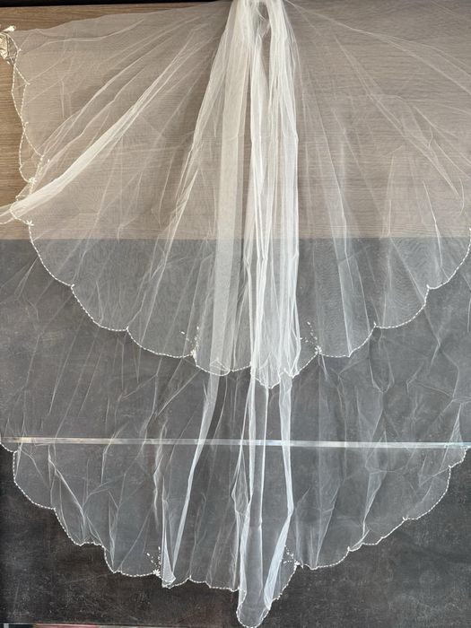 Фата для весільного плаття