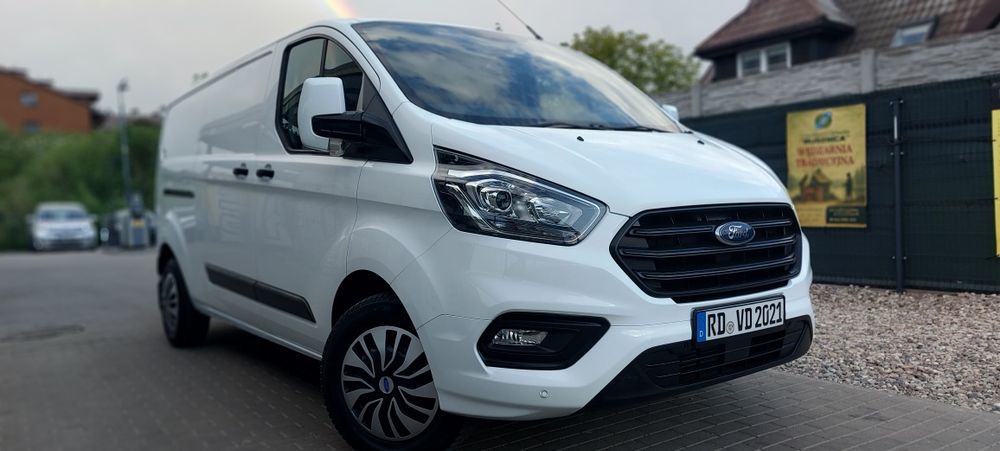 Piękny FORD TRANSIT CUSTOM L2H1 * Ledy Klima Czujniki Niski Przebieg