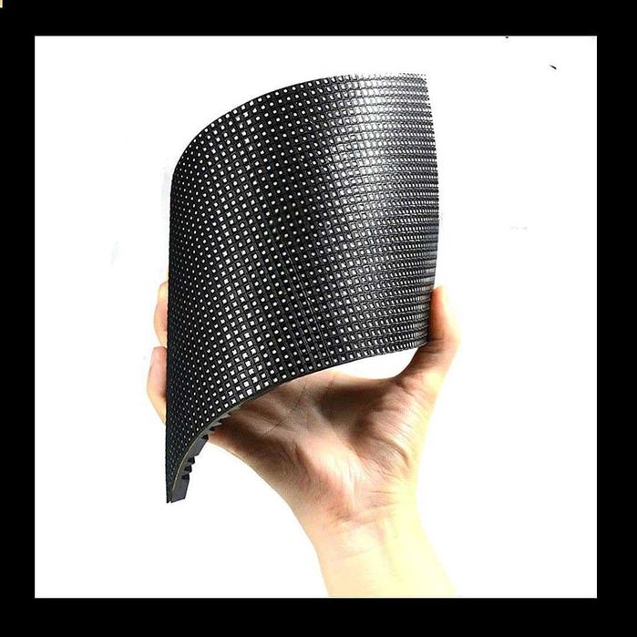 Світлодіодний екран з гнучких модулів у формі кола. LED екран