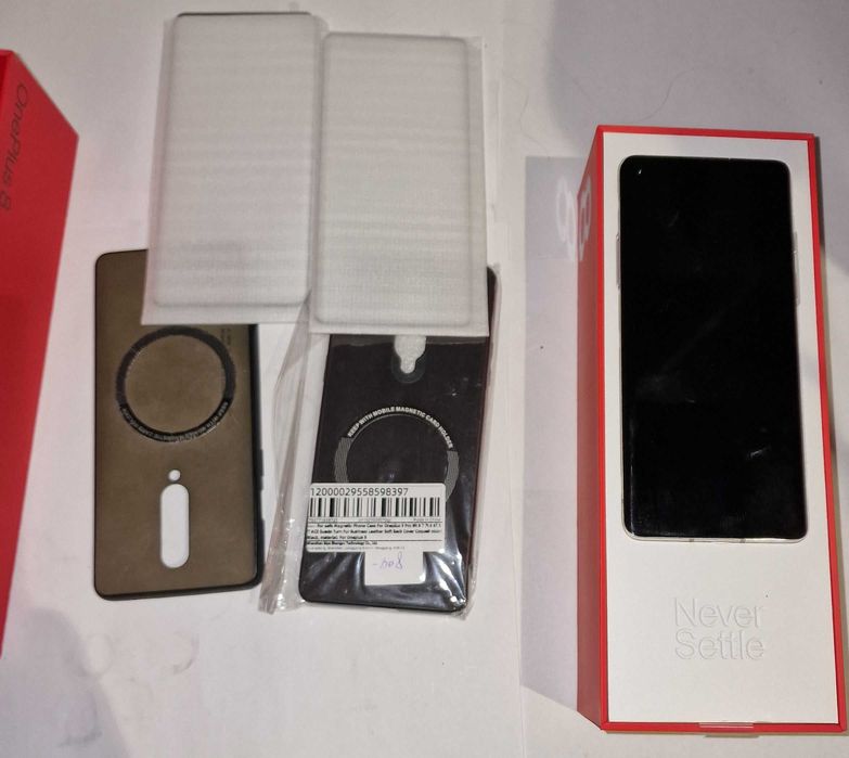 Smartfon OnePlus 8 8/128GB 6,55'' AMOLED 48/16 Mpix 4300 mAh