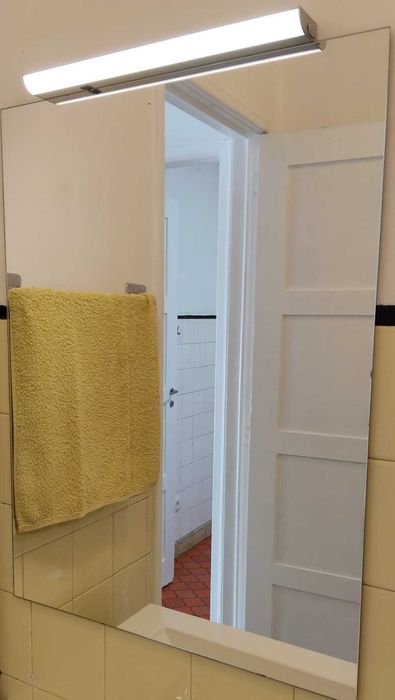 Espelho com iluminação para WC