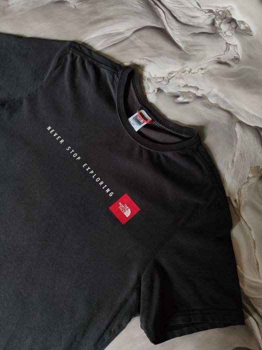 футболка The North Face