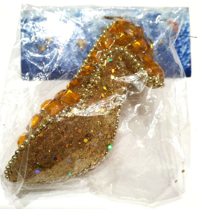 Туфелька на ялинку