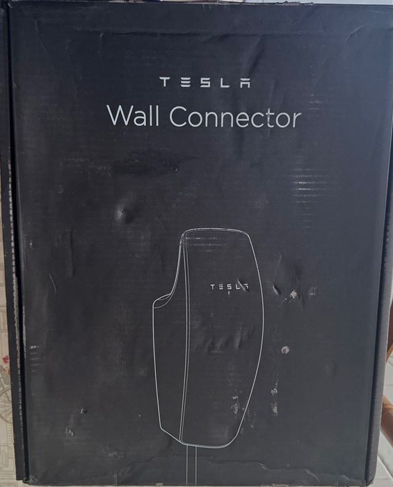 Tesla Wall Connector
