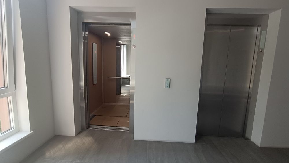 Приміщення 70 м2 з ремонтом, в центрі.