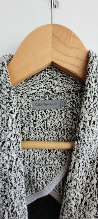 Casaco completamente novo