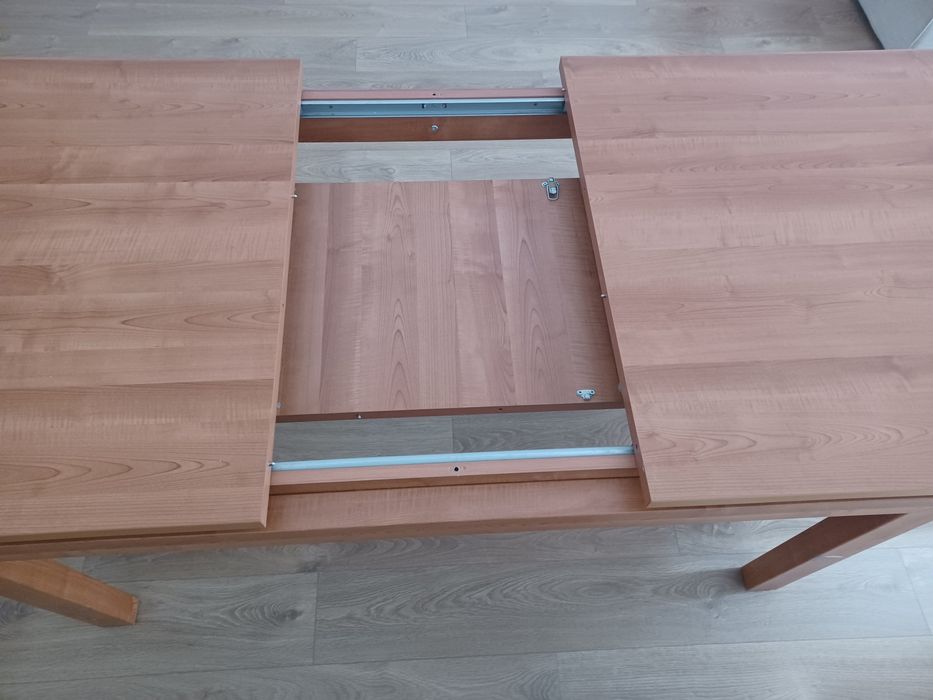 Mesa de jantar extensível