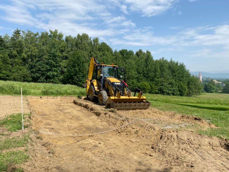 Utwardzanie terenu, dróg dojazdowych / Wywóz ziemi / koparki