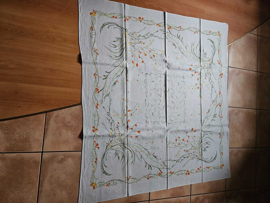 Obrus lniany z czasów PRL