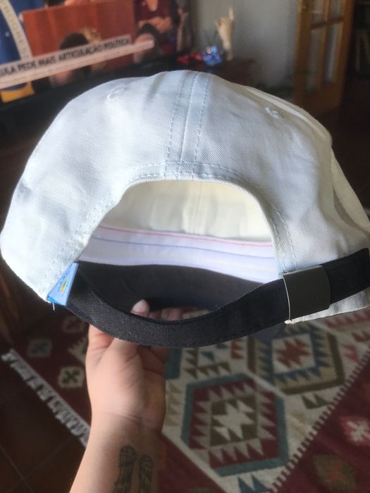 Boné novo Nike X Ikea