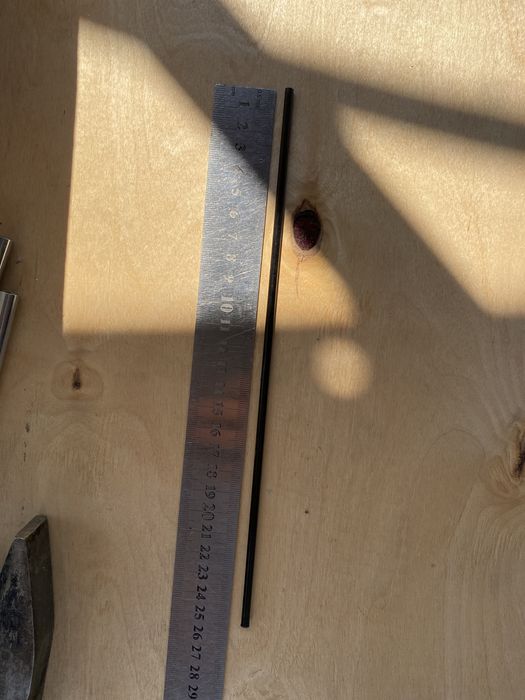 Прут карбоновий 16 см