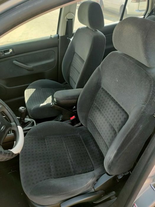 VW Golf IV Hatchback (1J1) 1.4 16V Gasolina 75 cv / 55 kW 1997 - 2004 Para Peças