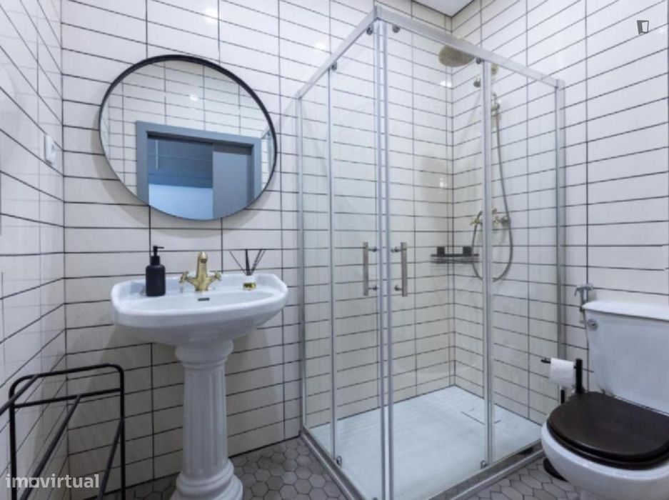Quarto - localizado em Aveiro