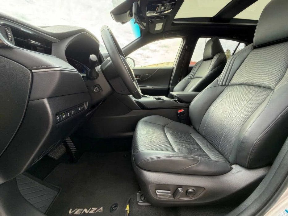 Toyota Venza      2022