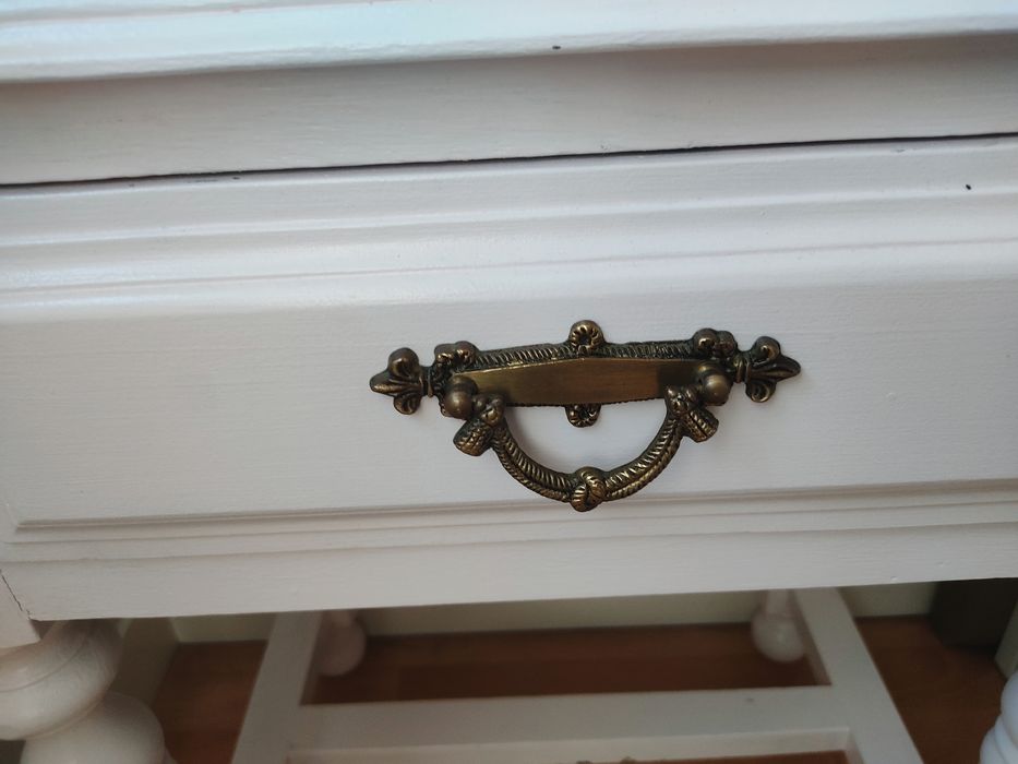 Mesa de cabeceira vintage