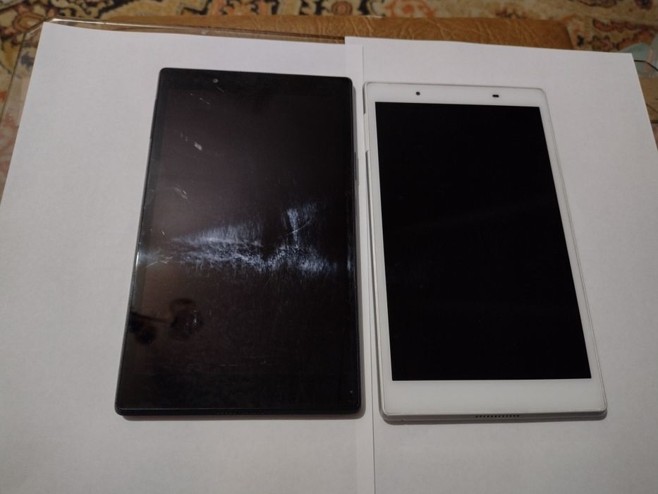 У продажу 2 планшети леново tb8504x(tab4)