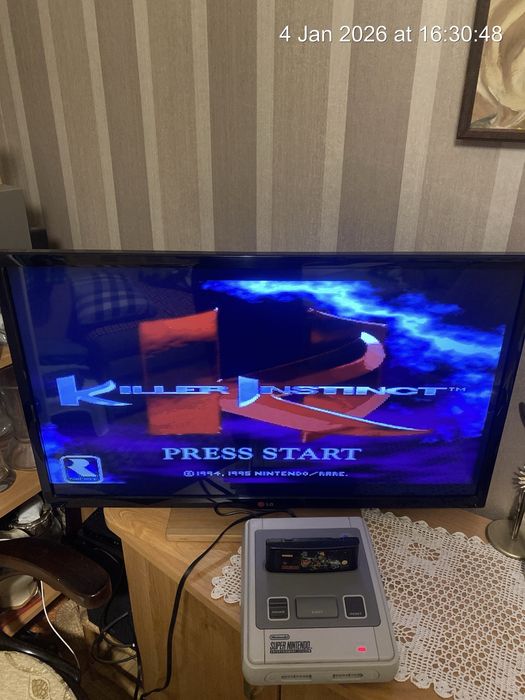 Konsola Super Nintendo SNES