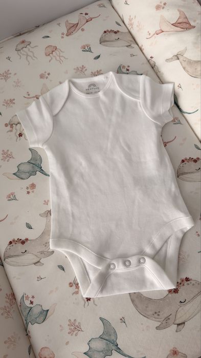 Боді білі  Next на короткий рукав