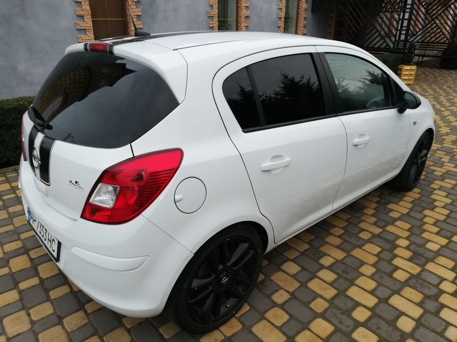 Опель корса д 2011