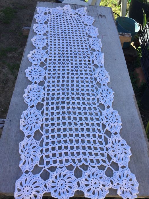 Lote de rendas artesanais