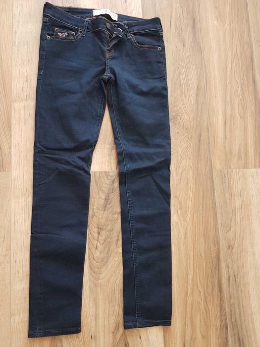 Nowe dżinsy Hollister spodnie jeans W26 L29