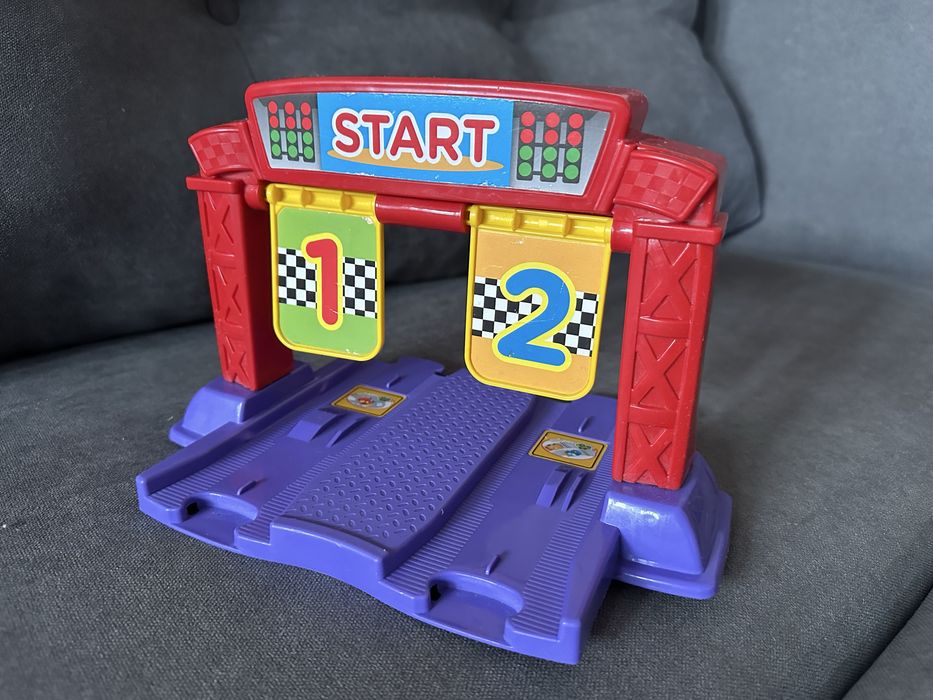 Ігровий набір VTech GoGo Smart Wheels TutTut Baby Flitzer RC Rennbahn