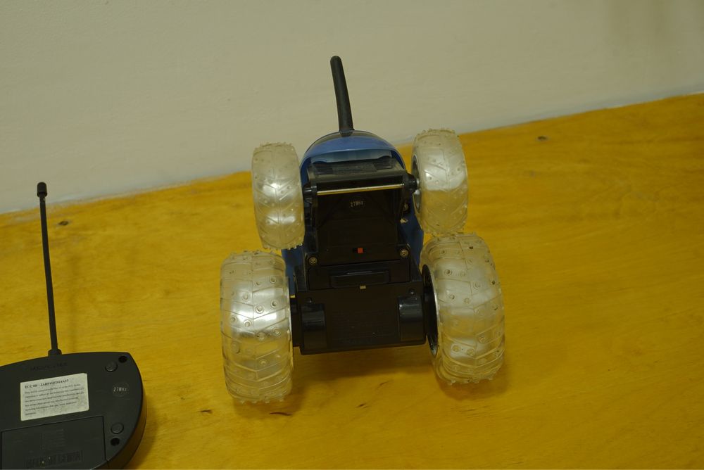 Машинка на пульті Перевертушка