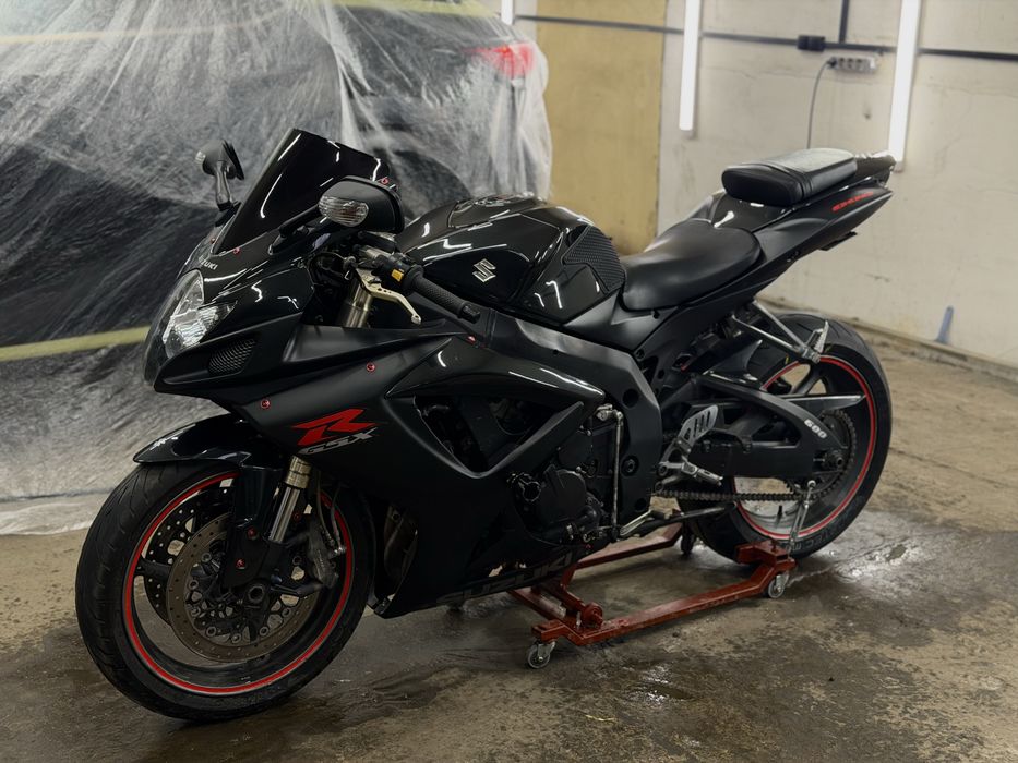 Suzuki GSX-R 600 k7 2007рік. В Гарному Стані! Готовий до сезону!!!