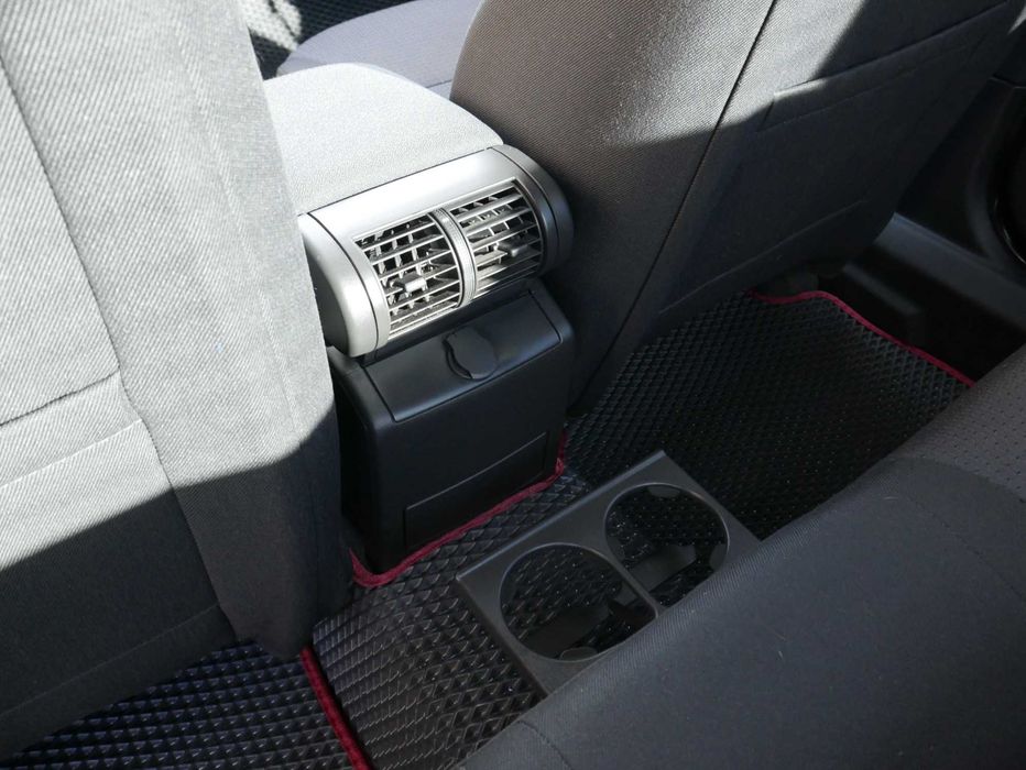 Продам НОВИЙ Opel Vectra C, офіційний