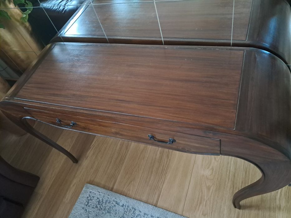 Konsola, komoda a la Ludwik