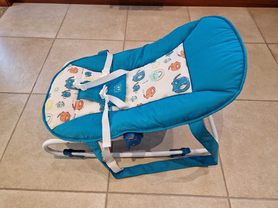 Cadeira relax/espreguiçadeira para bebé + Redutor de sanita + bacio