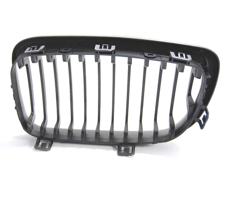 GRELHAS FRONTAIS BMW E81 E87 E82 E88 LOOK M PERFORMANCE PRETO BRILHANTE