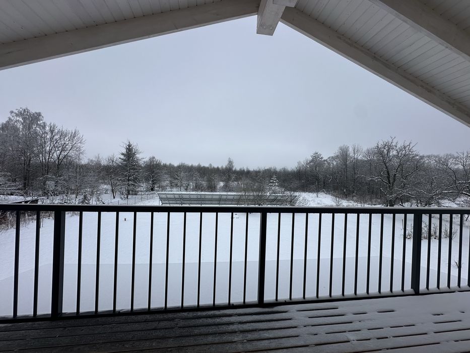 Оренда сучасного будинку з клеєного бруса