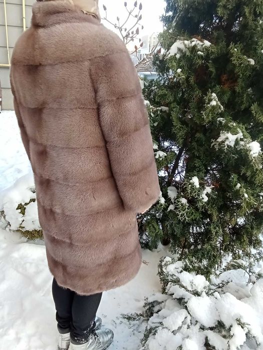 Шуба Arabeska, Турція, довжина - 105 см, розмір М, 15 500 грн, норка