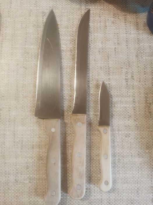 Noże kuchenne drewniane używane