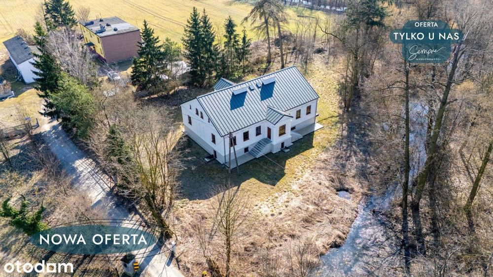 Zabytkowy dwór z Xix wieku | Małyń, woj. łódzkie |