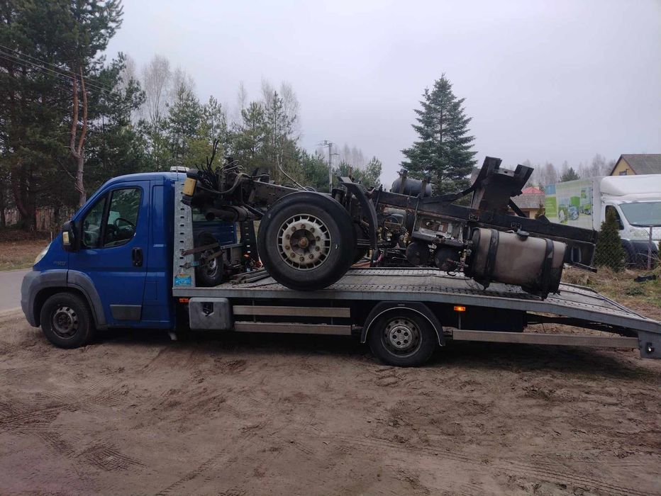 Auto LAWETA- WYNAJEM  AUT -Tanie Holowanie