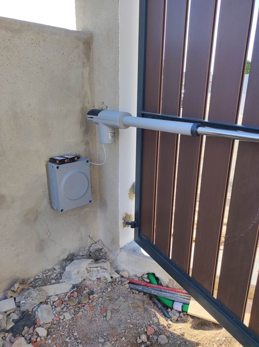 Motores de portões NICE. Montagens e reparações. Sintra Cascais Mafra