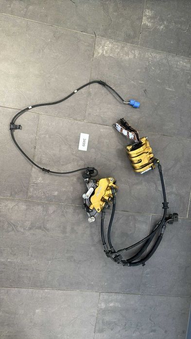 Zaciski Hamulcowe Przód Honda CBF 1000 SC38  2006-09 [3499]