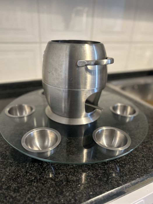 Fondue de oleo para 6 em otimo estado pouco uso