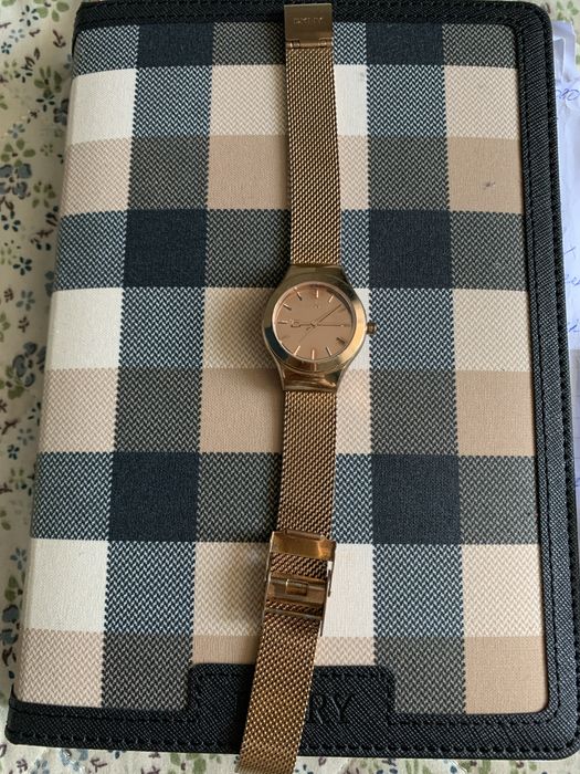 Годинники DKNY, Donna Karan