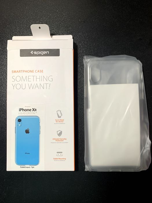 Spigen Capa de cristal líquido iPhone XR - Transparente